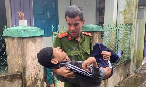 Chùm ảnh người dân Đà Nẵng chạy bão Vamco